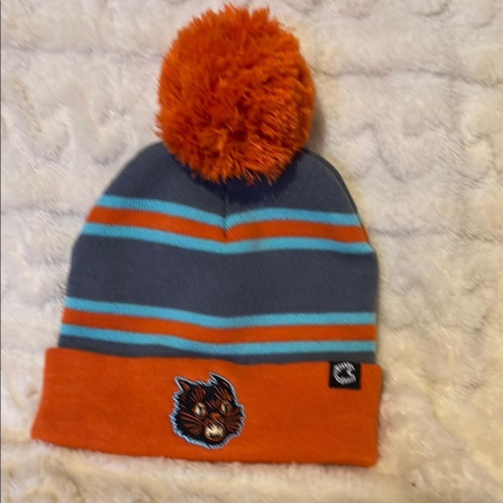 Beistle by CREEPY Co Unisex Orange and Blue Pom-Pom Beanie